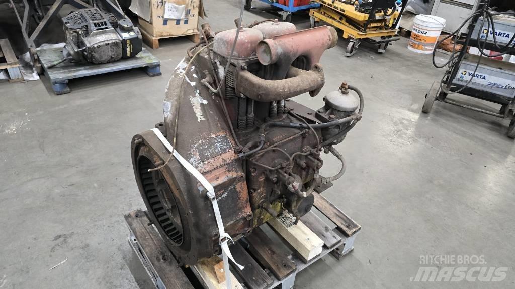 Deutz F2L712 发动机