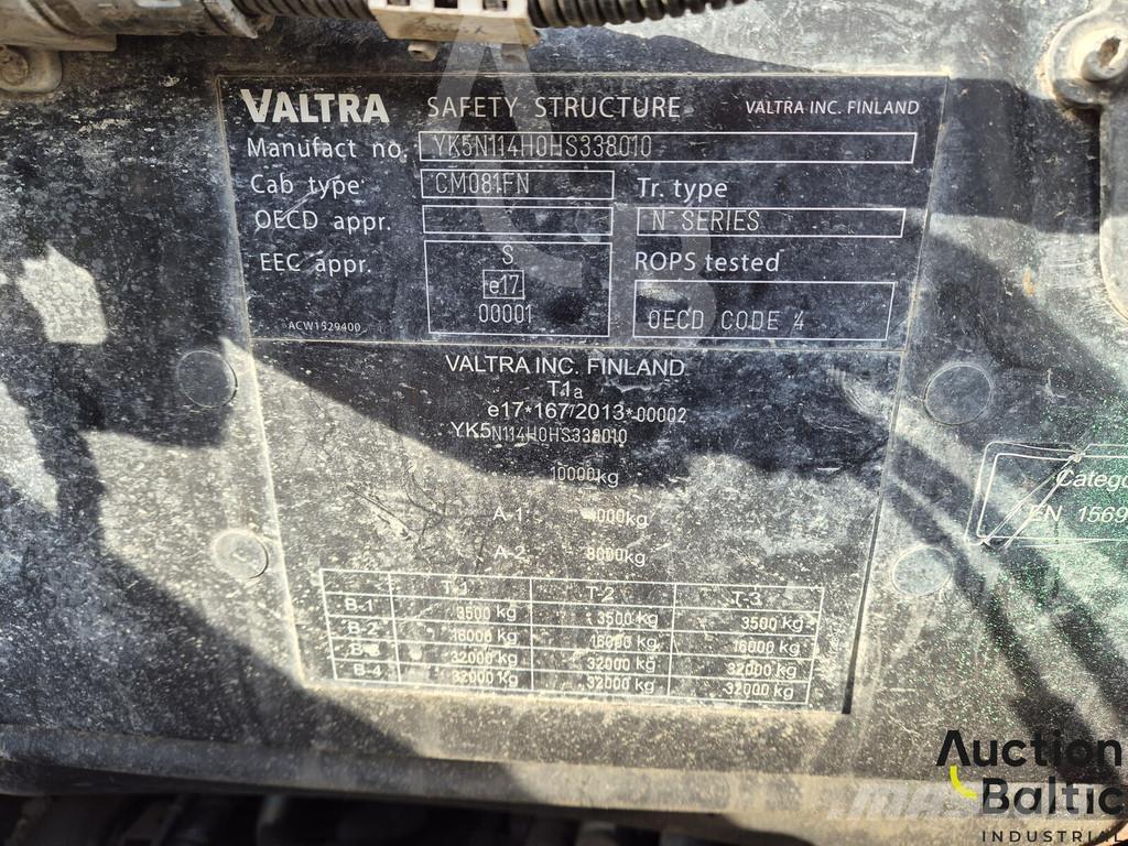 Valtra N114 EH 集运机
