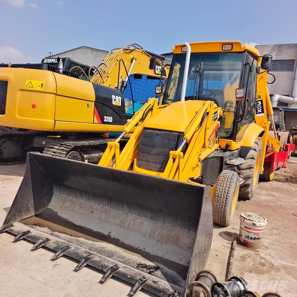 JCB 3 CX 反铲装载机