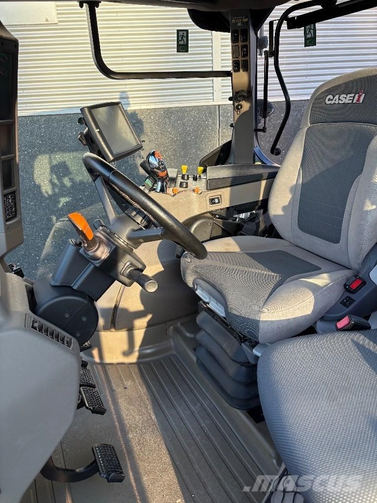 Case IH Puma 240 CVX 拖拉机/农用车