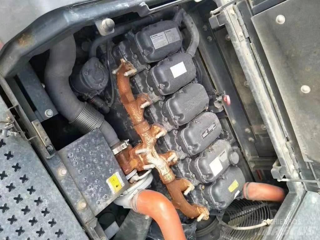 Doosan DX 530 中型挖掘机