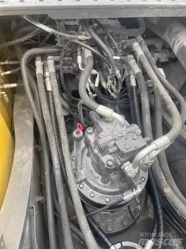 Volvo EC 240 C LD 履带挖掘机