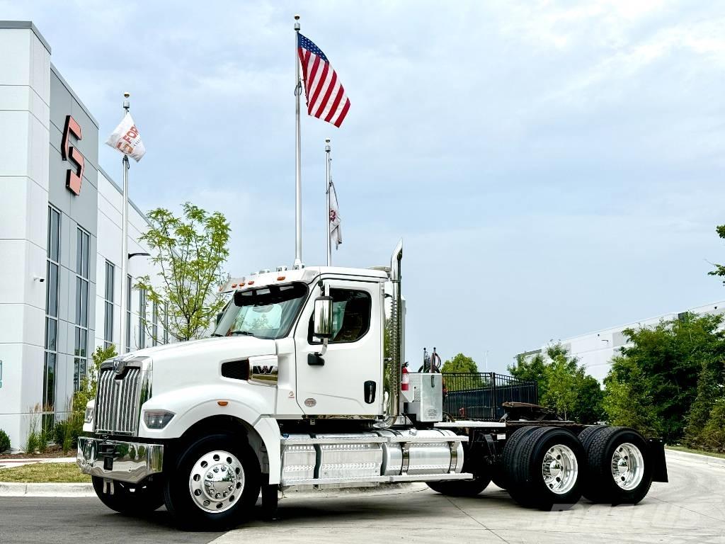 Western Star 49 X 牵引车