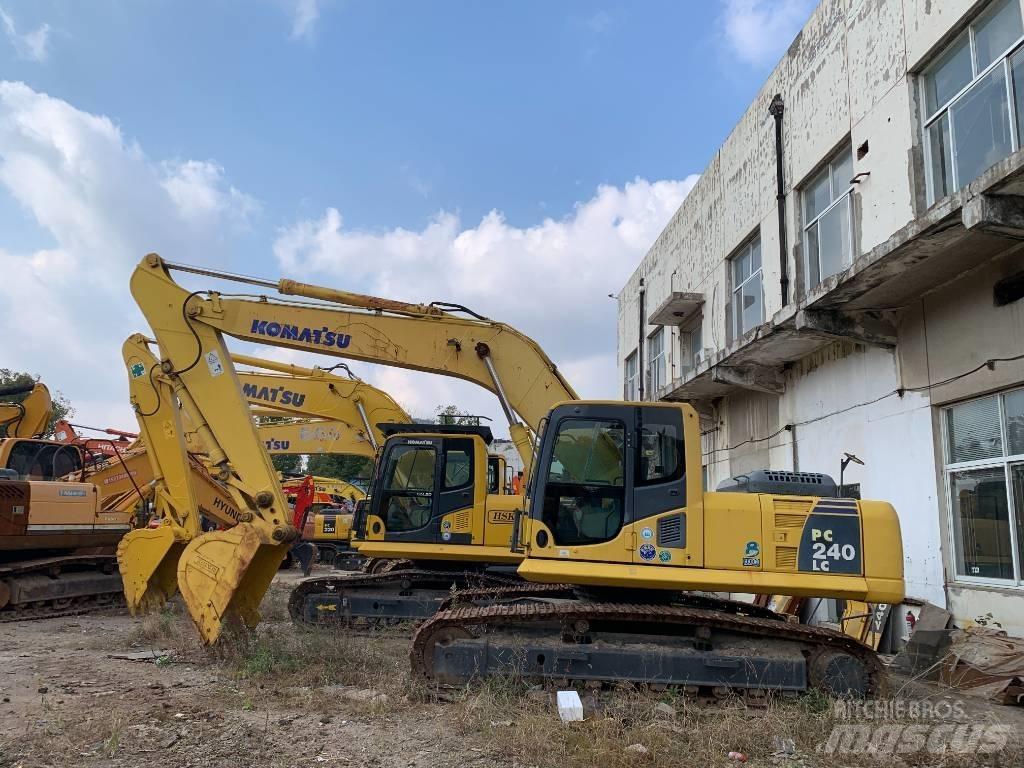 Komatsu PC 240 履带挖掘机