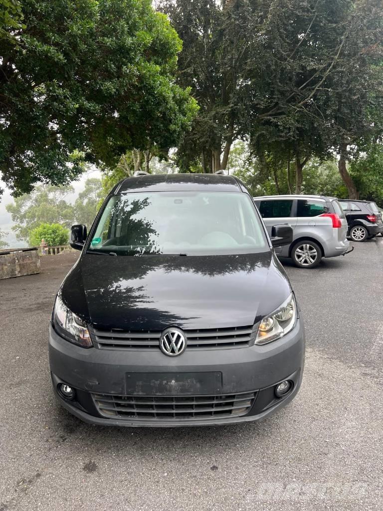 Volkswagen Caddy 大型面包车