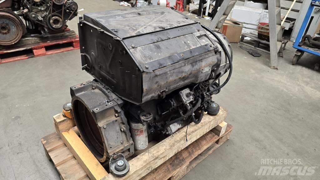 Deutz BF4L914 发动机