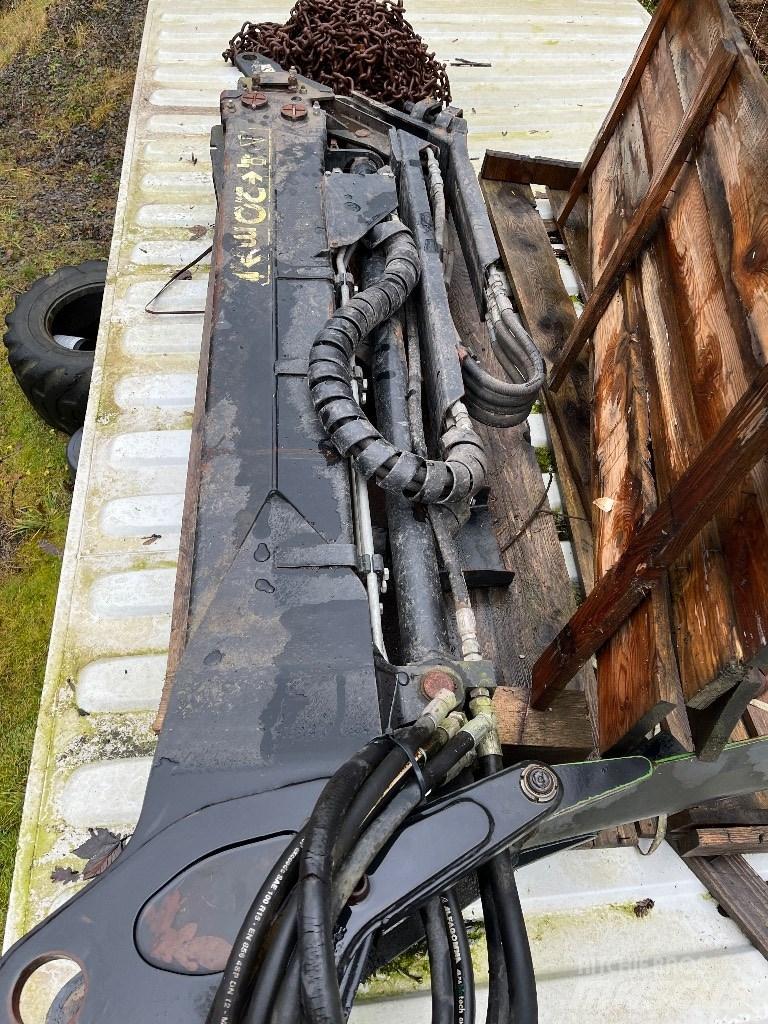Loglift Cf5 吊杆和铲斗