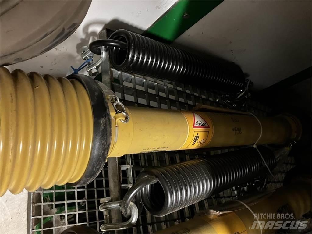 Dücker USM-21 牧场割草机和切顶器