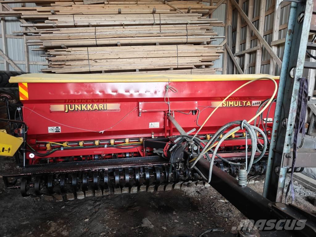 Junkkari 4000s 多功能条播机