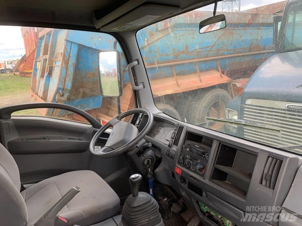 Isuzu FOR PARTS 大型面包车