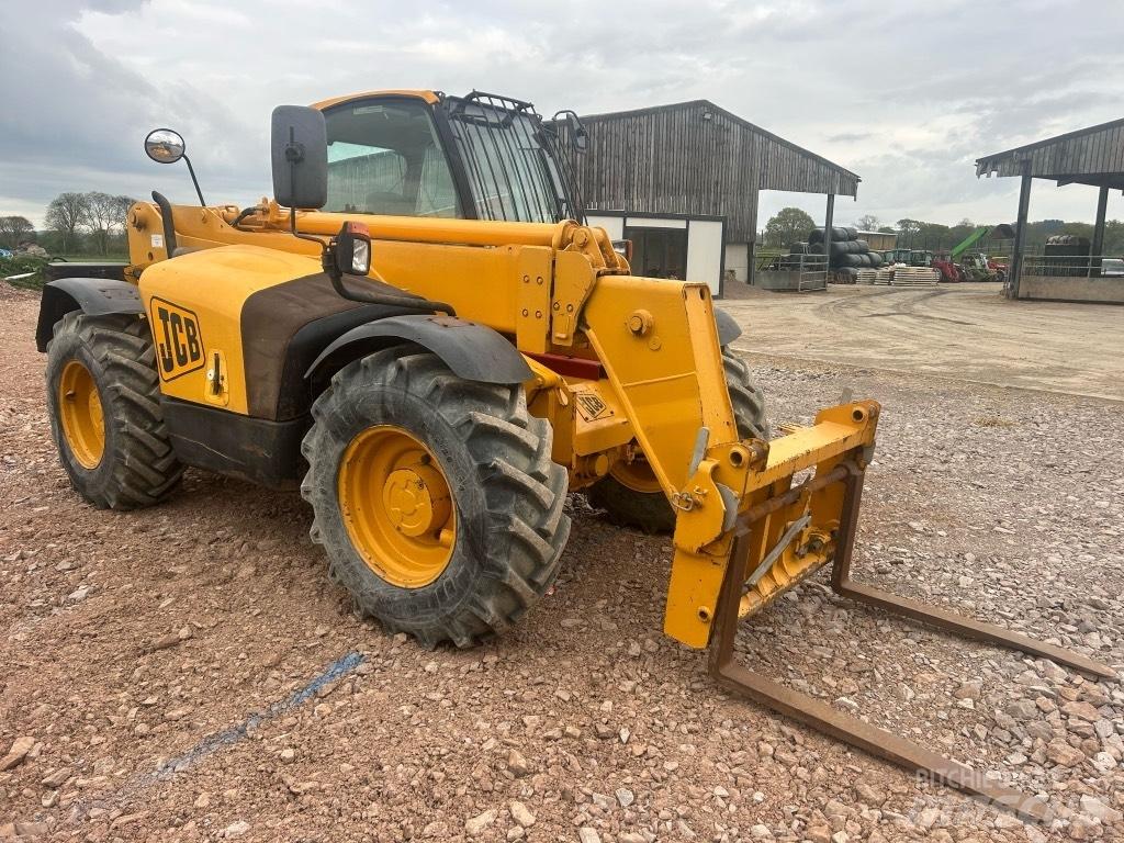 JCB 535-95 电动叉车