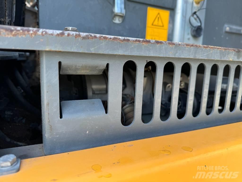 Liebherr LH 22 M 工业挖掘机