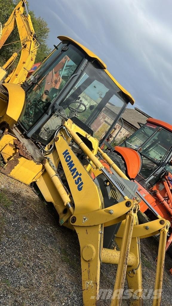 Komatsu WB 93 R 底盘和悬架