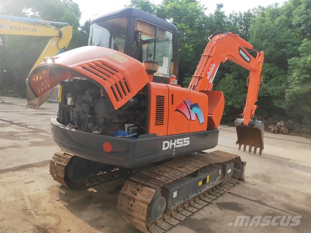 Doosan DH55 小型挖掘机