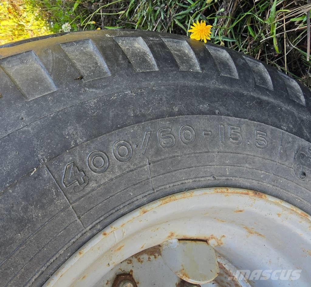 Junkkari 120 自卸拖车