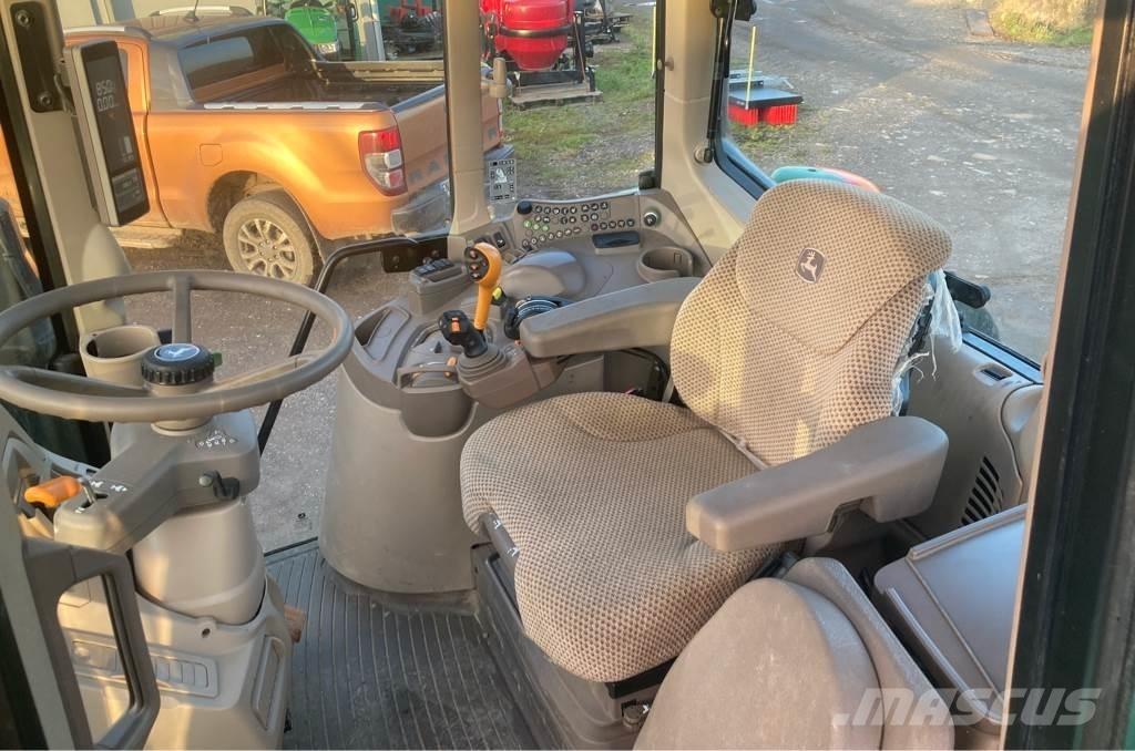 John Deere 6120M 拖拉机/农用车