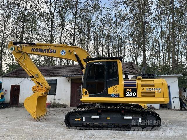 Komatsu PC200-8 履带挖掘机