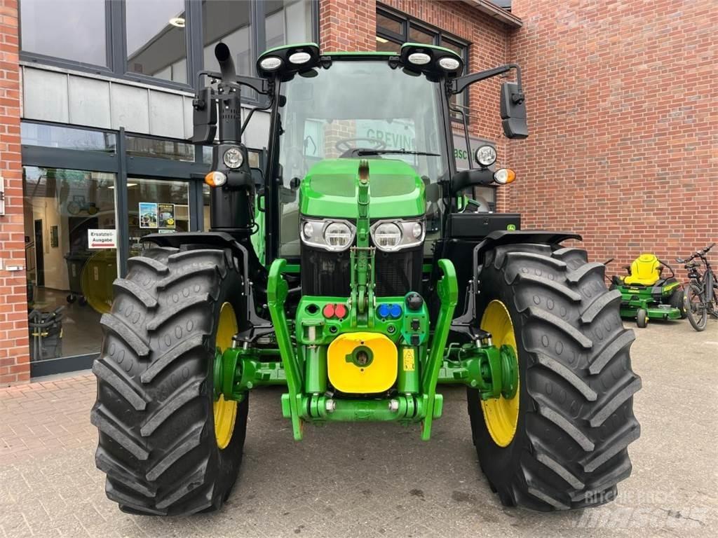 John Deere 6120M 拖拉机/农用车