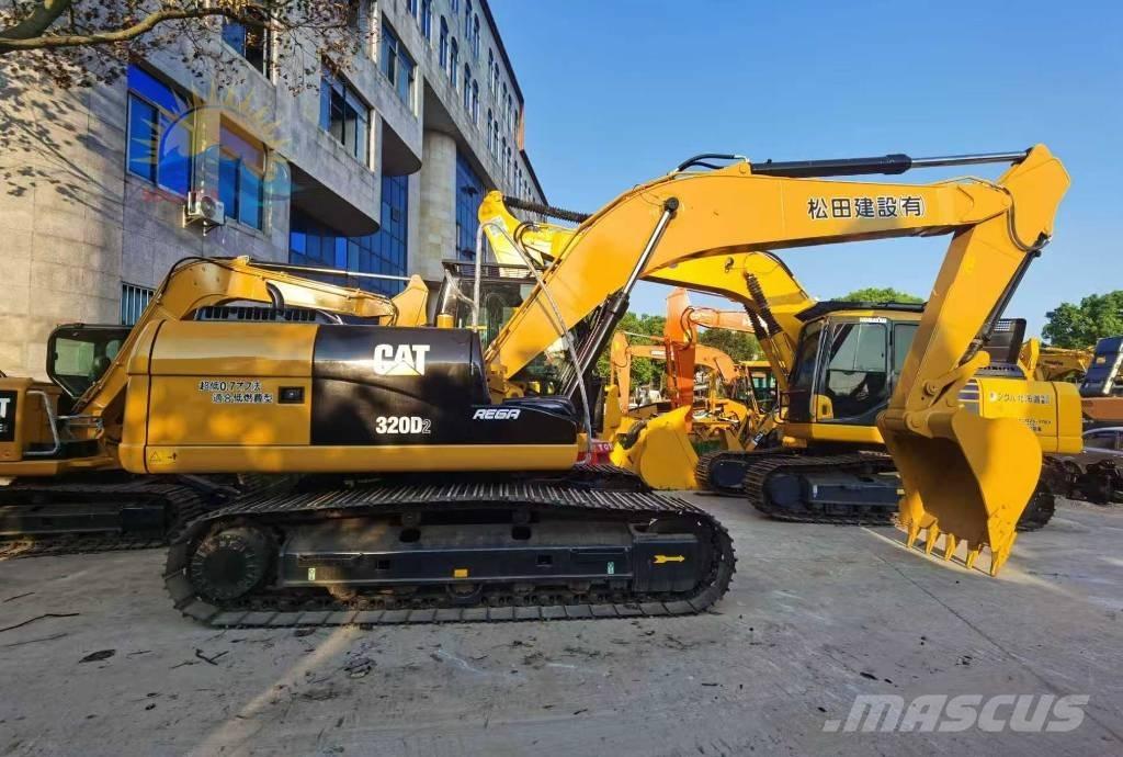 CAT 320d2 履带挖掘机