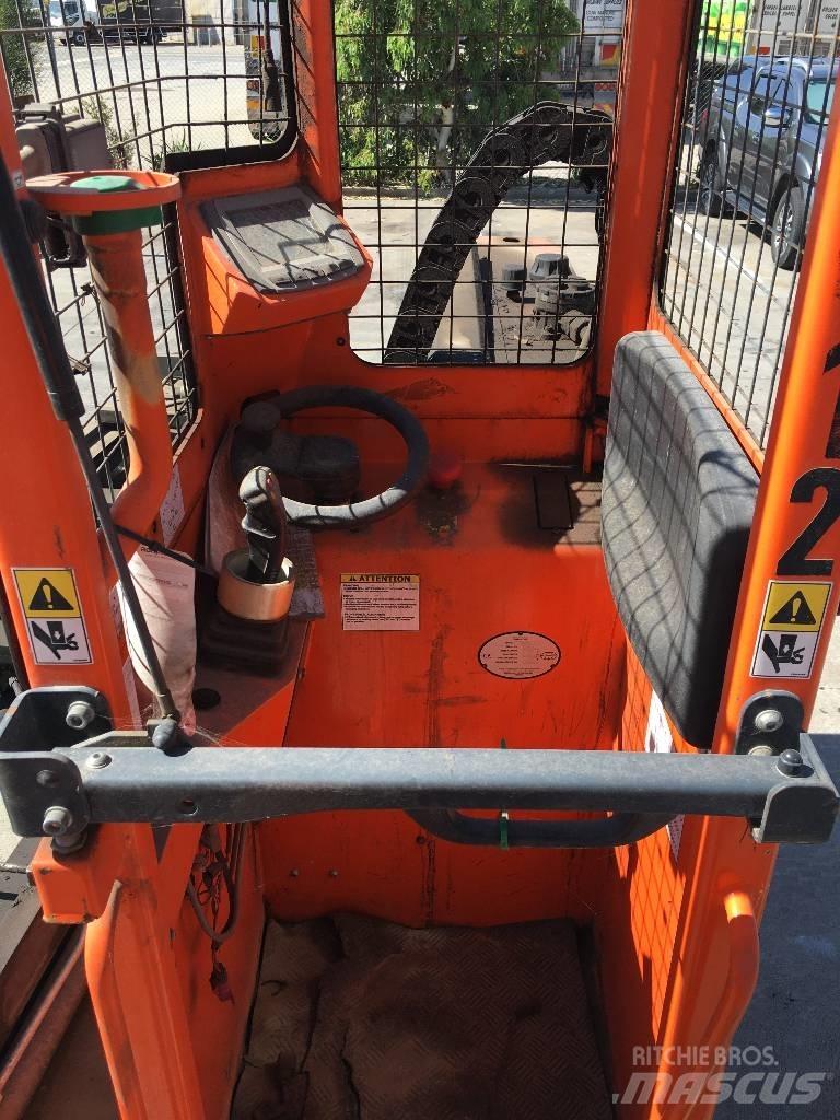 Combilift C4000STE 侧卸式铲车