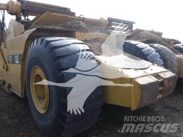 CAT 615C 铲运机