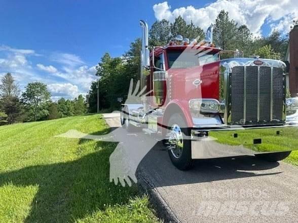 Peterbilt 389 牵引车