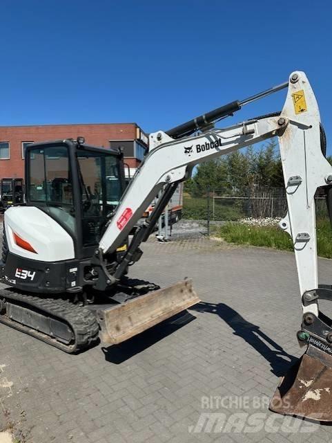 Bobcat E34 小型挖掘机