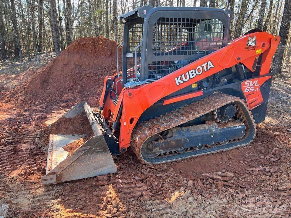 Kubota SVL 65-2 滑移装载机