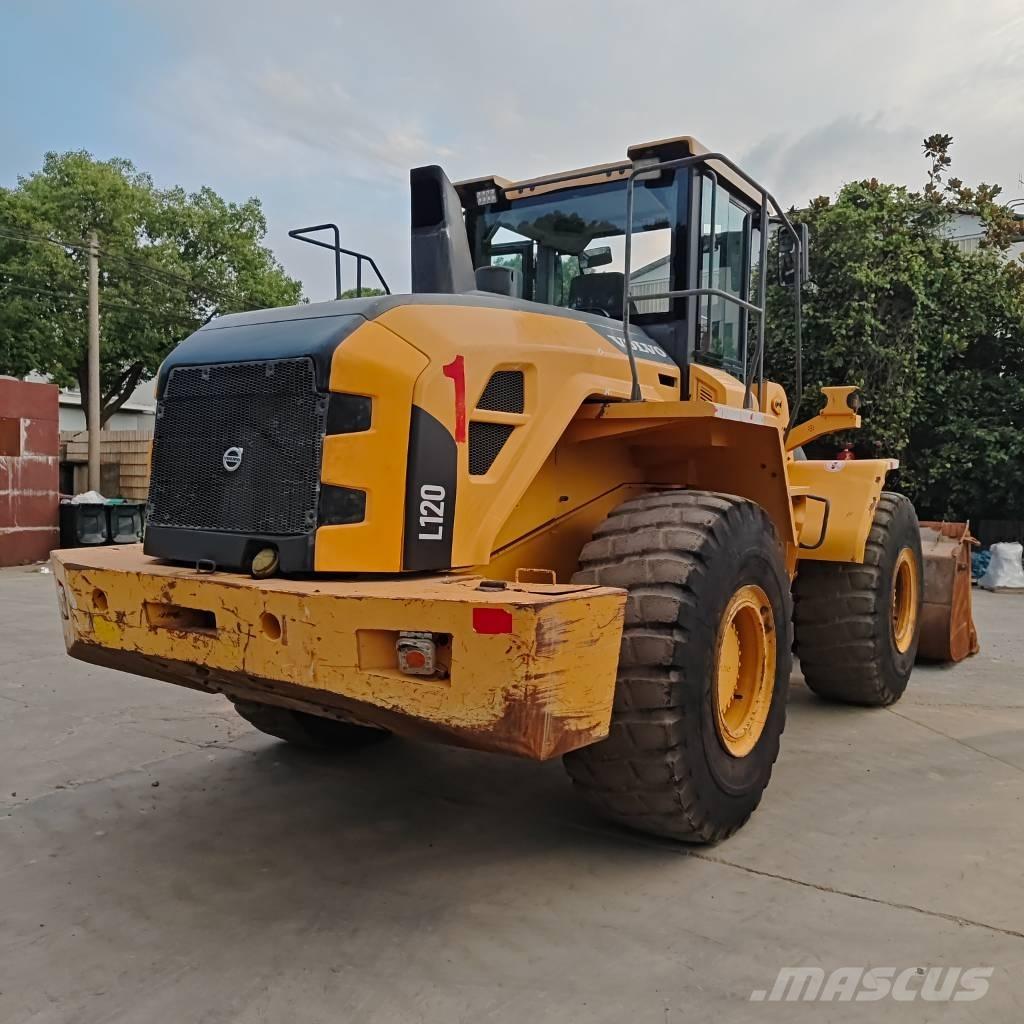 Volvo L120E 轮式装载机