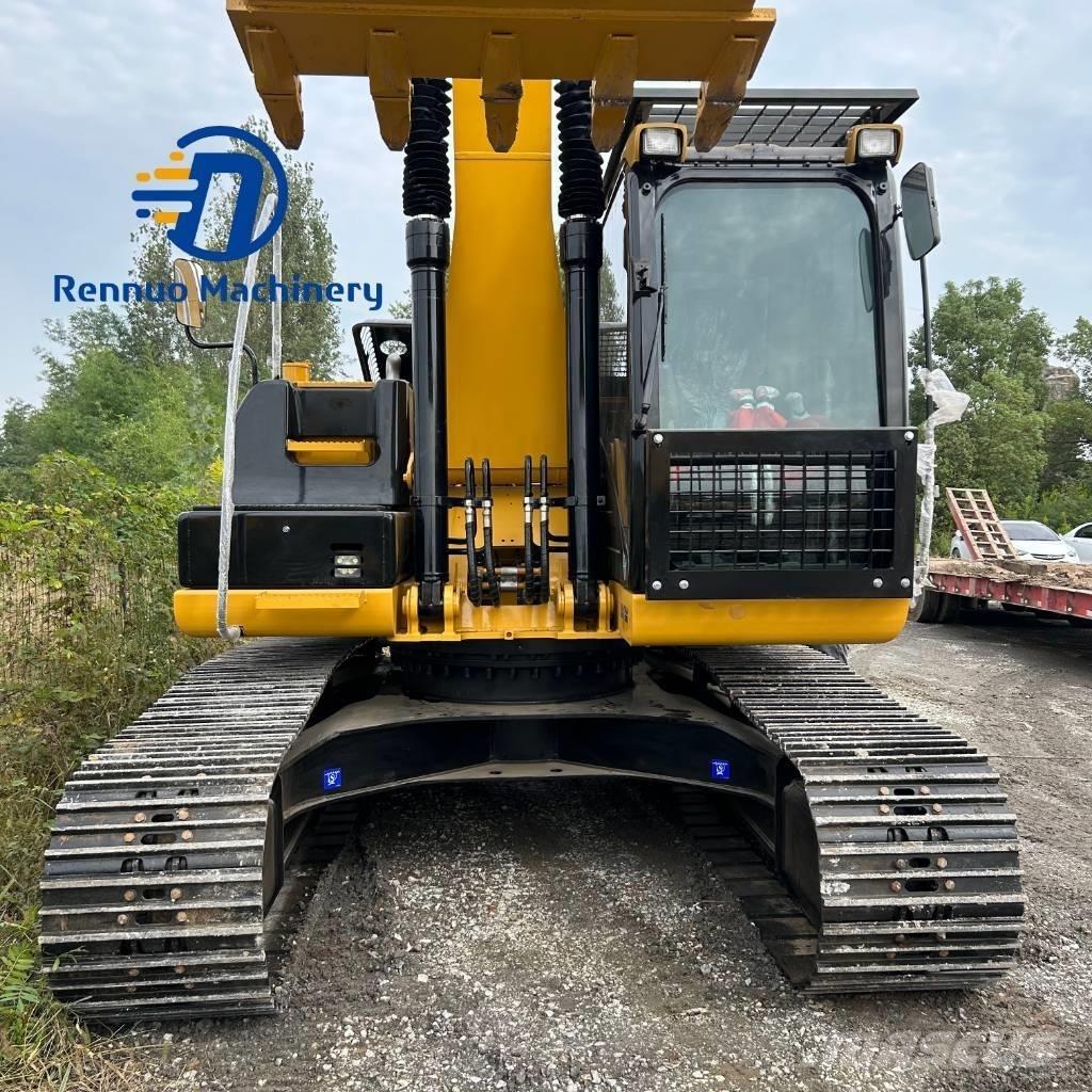 CAT 320D2 履带挖掘机