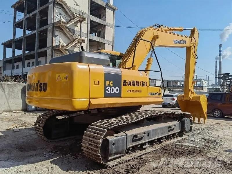 Komatsu PC 300 履带挖掘机