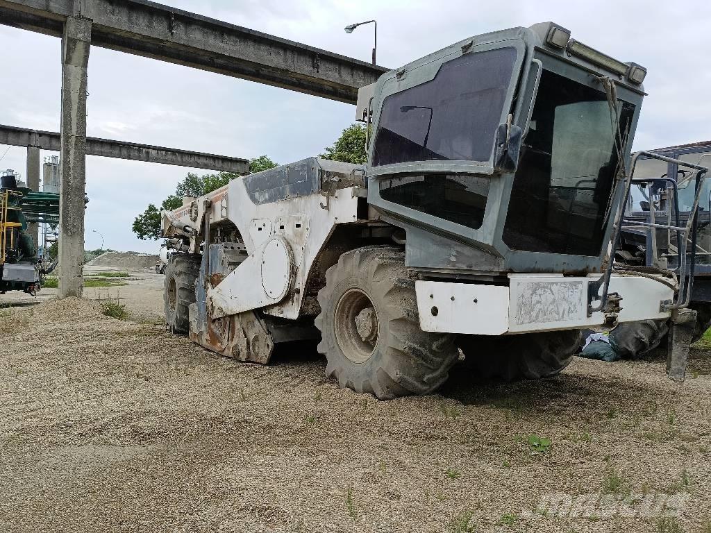 Wirtgen WR 2400 沥青再生设备