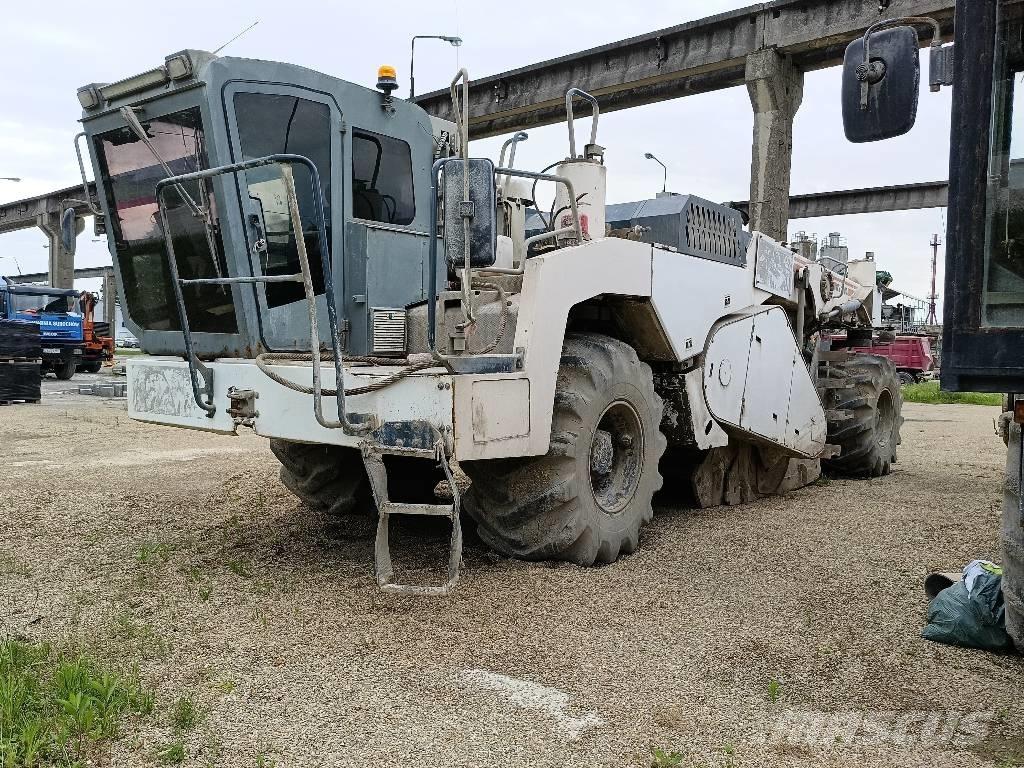 Wirtgen WR 2400 沥青再生设备