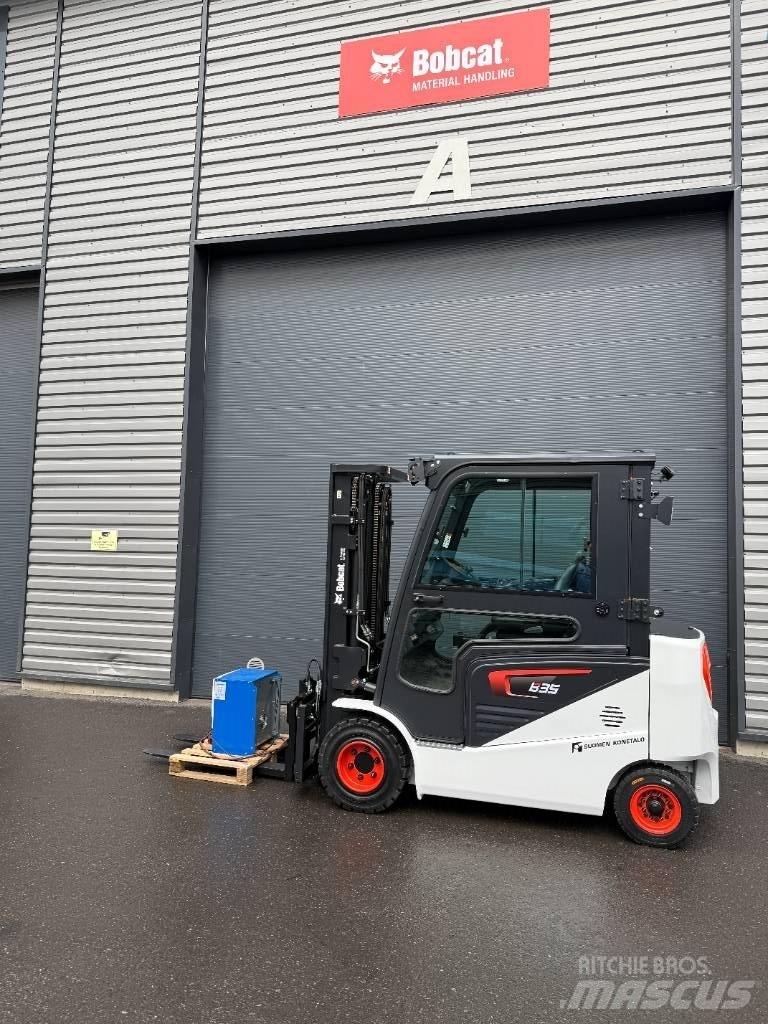Bobcat B35NS trukki 电动叉车