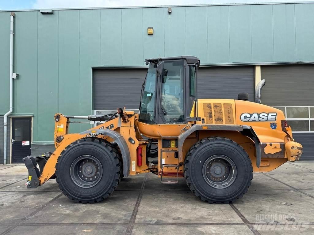 CASE 621F XR 轮式装载机