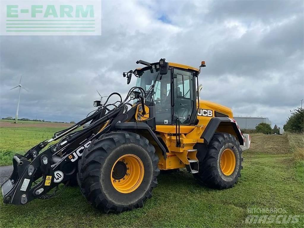 JCB 427 agri 小型挖掘机