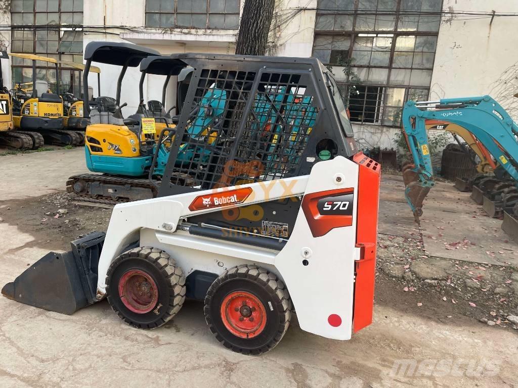 Bobcat S70 滑移装载机