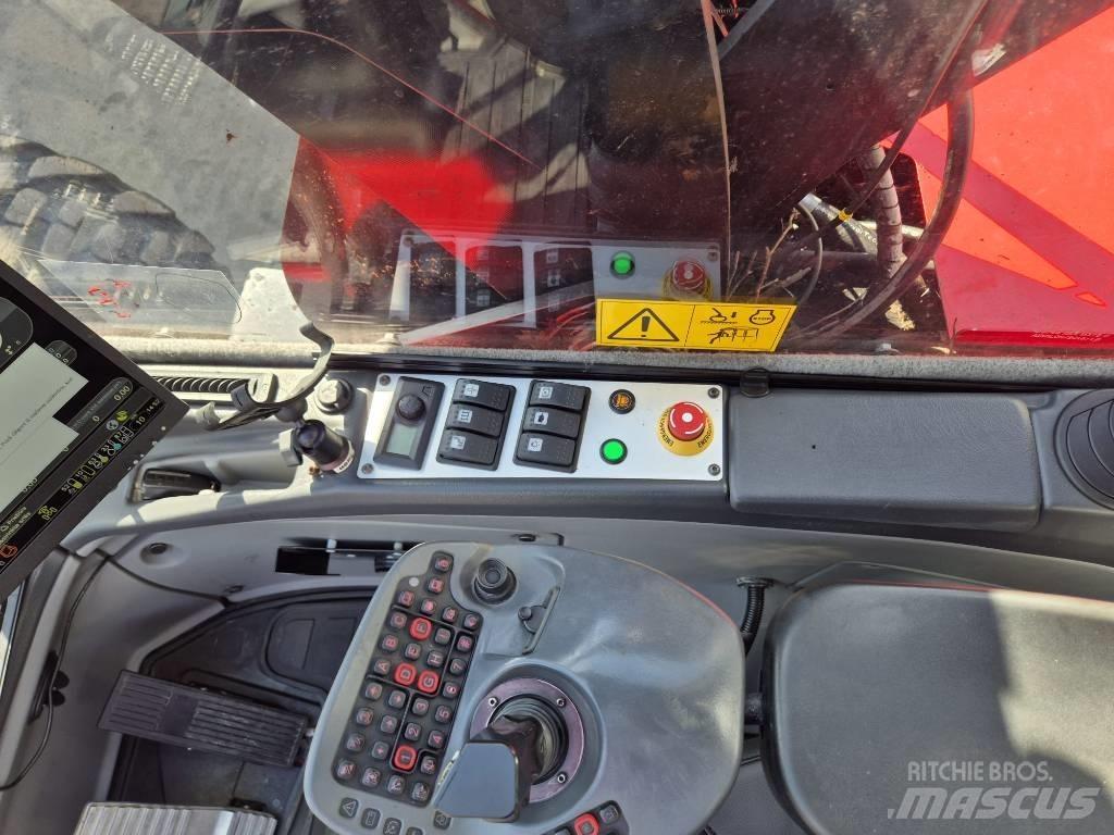 Komatsu 931 XC 收割机