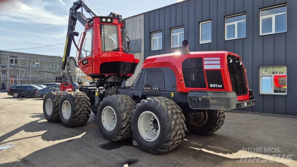 Komatsu 931 XC 收割机