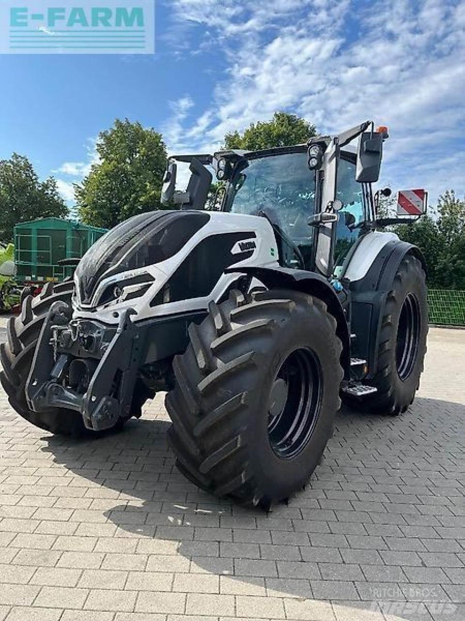 Valtra q245 拖拉机/农用车