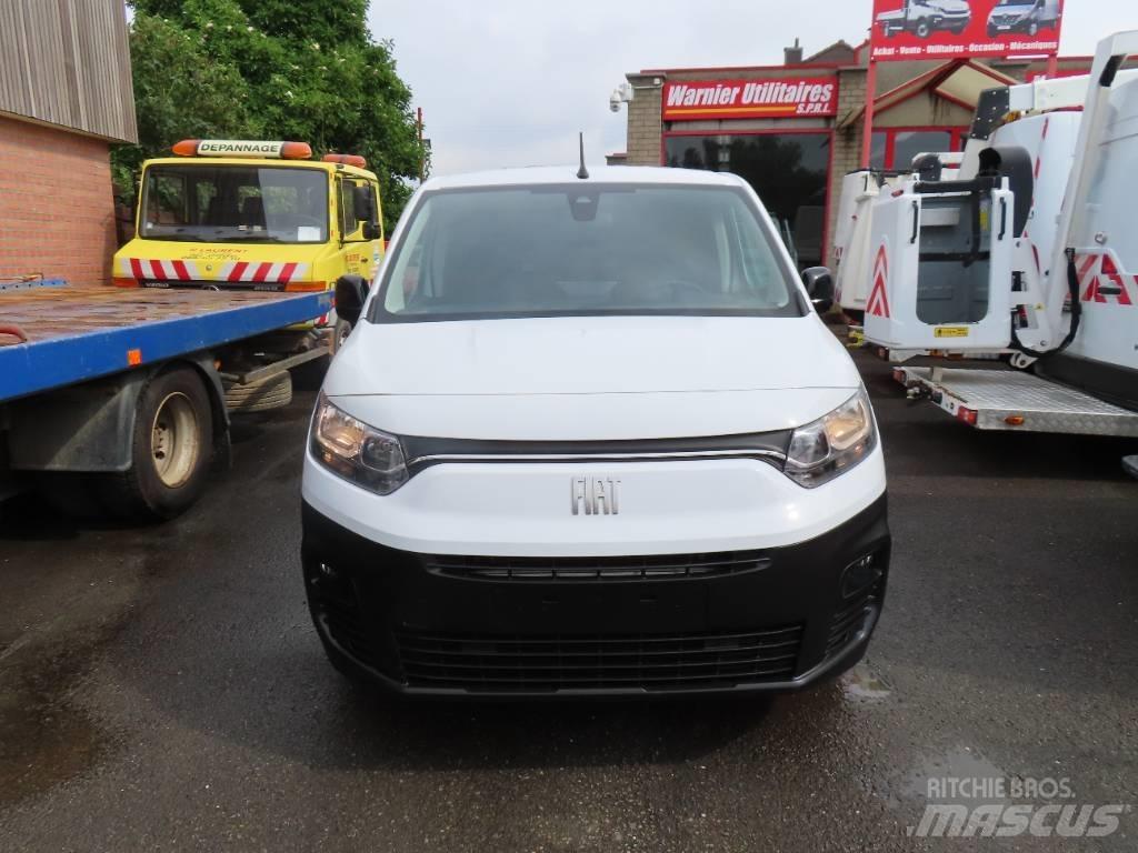 Fiat Doblo 大型面包车