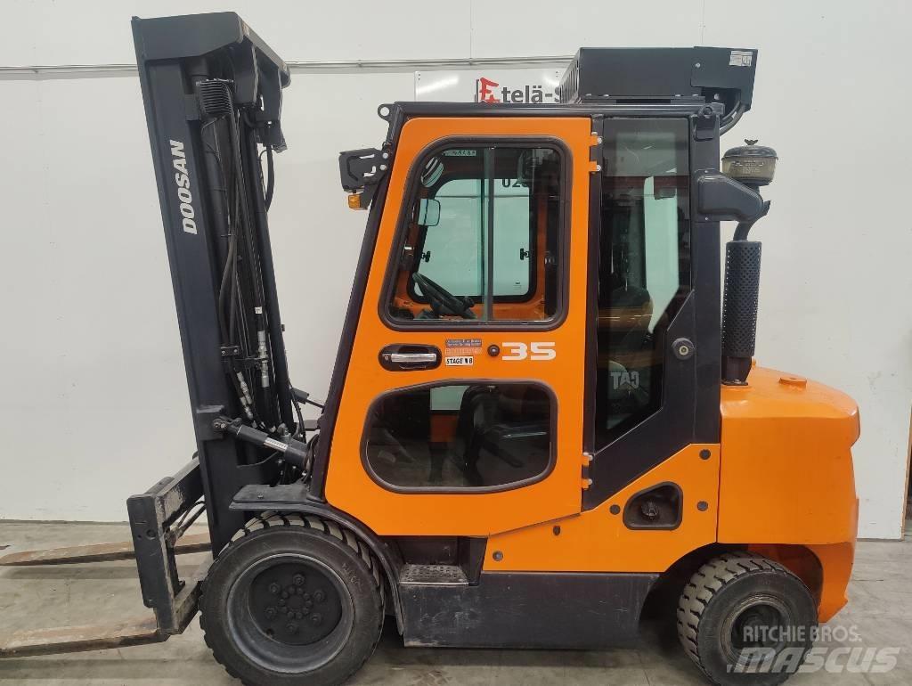 Doosan D 35 C-7 柴油叉车