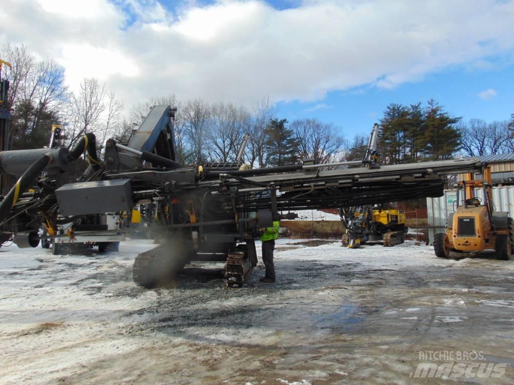 Epiroc SMRC T40-11 钻孔机