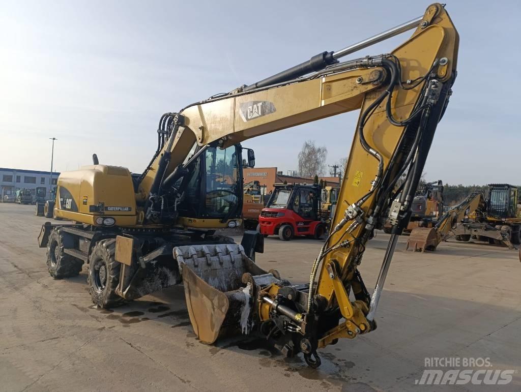 CAT M 313 D 轮式挖掘机