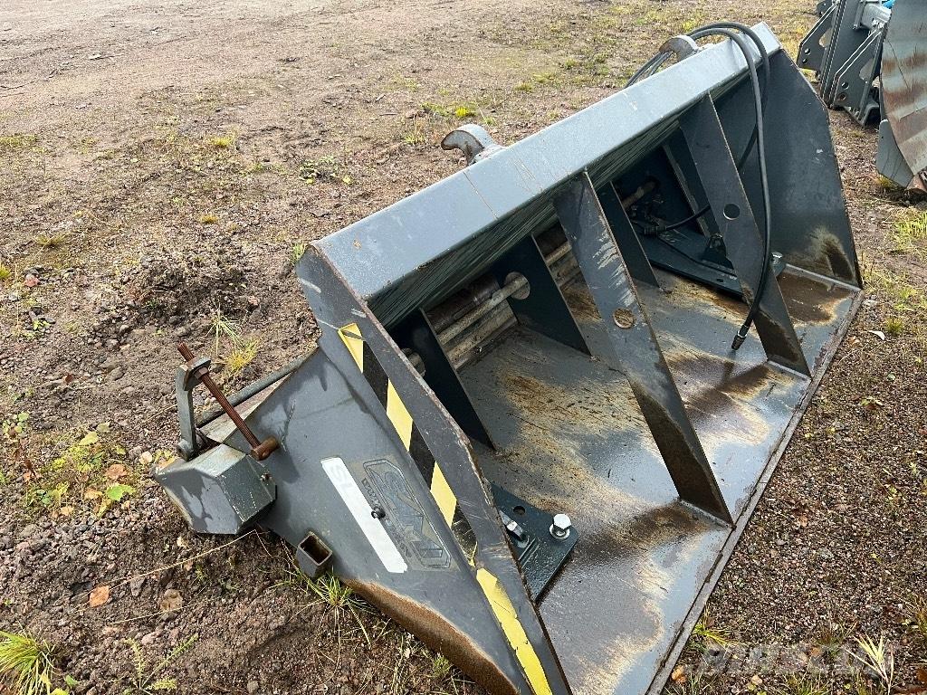 Sami 2000 融雪撒布机