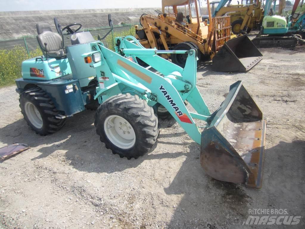 Yanmar V4 轮式装载机