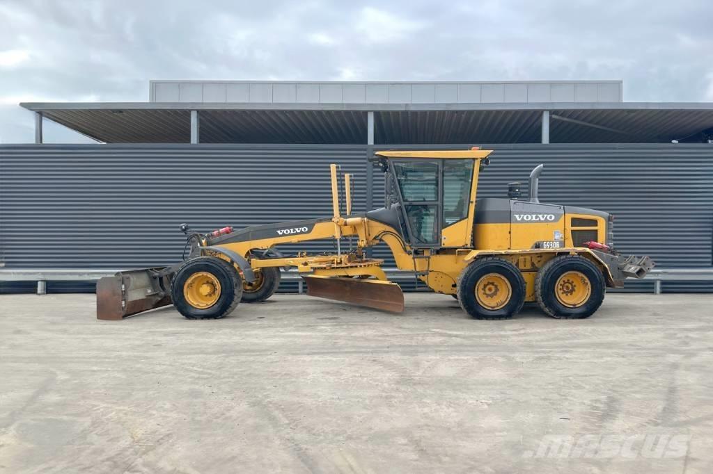 Volvo G 930R 平地机/推土机