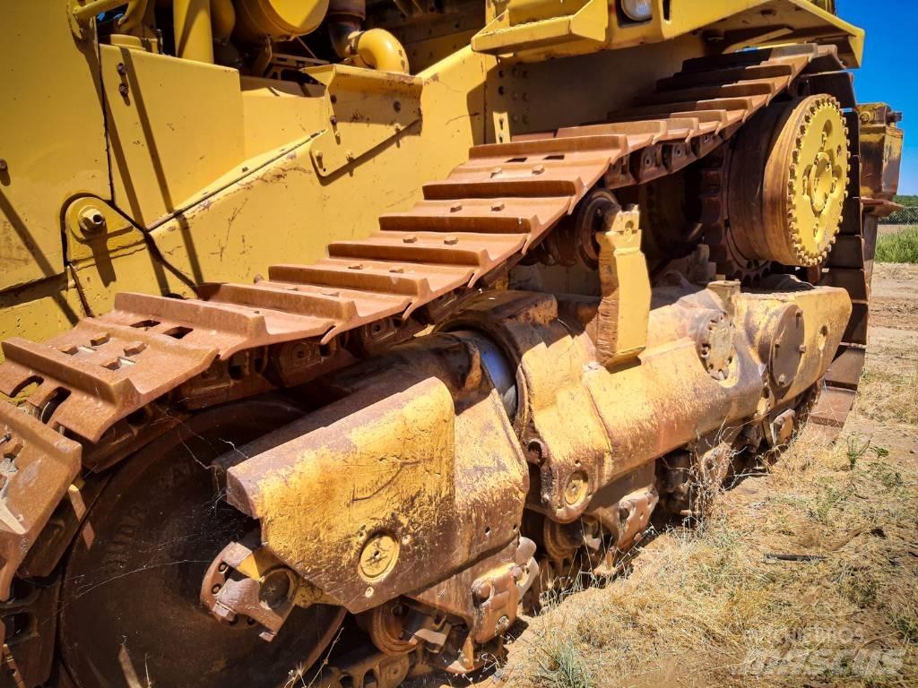 CAT D10 履带式推土机