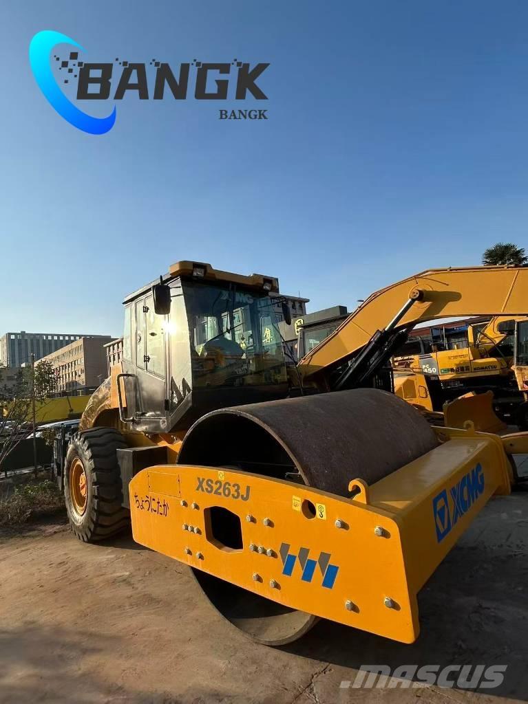 XCMG XS 263 J 单轮压路机