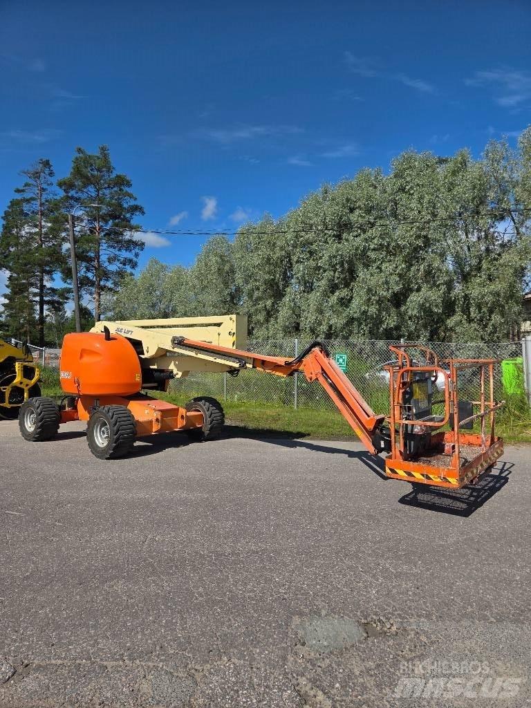 JLG 510 AJ 曲臂高空工作平台